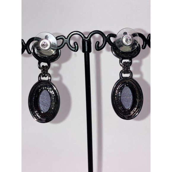 Purple Marbled Drop 1 Inch Earrings! - Picture 3 of 5